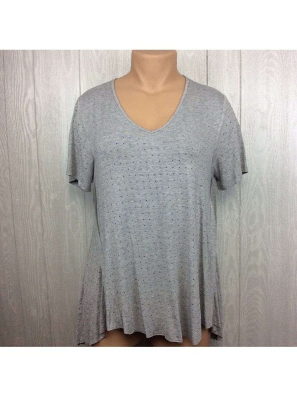 NWOT VOCAL Voice Of California Womens Gray Rhinestone Short Sleeve Top PLUS 1X